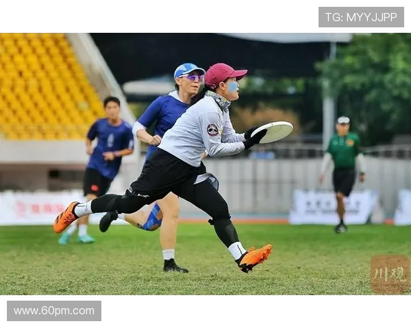 飞盘盛宴：深入了解南京飞盘队的训练与比赛状态